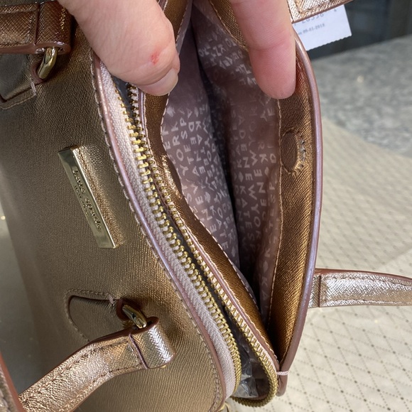 NWT Kate Spade Laurel Way Mini Reiley in Rose Gold Satchel Crossbody - Picture 3 of 8